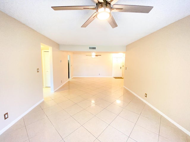 1 of 10 - 612 Nw 13th Street #27, Boca Raton, FL