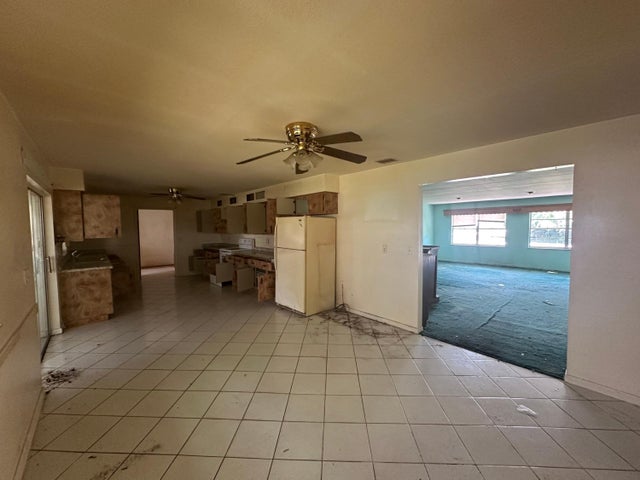 2 of 5 - 300 Bradley Street, Fort Pierce, FL