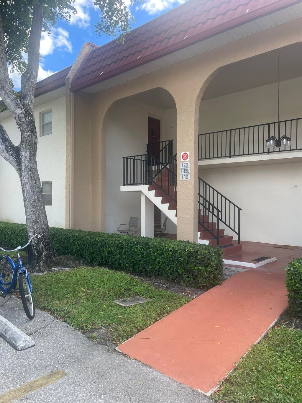 130 Lake Dora Dr, West Palm Beach