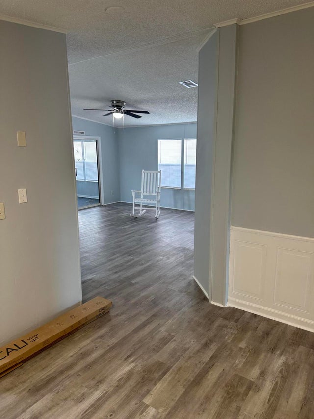 5 of 16 - 528 Tropical Isles Circle, Fort Pierce, FL