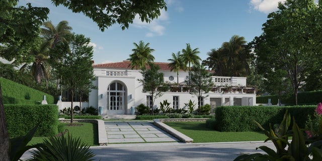 2 of 10 - 1260 N Lake Way, Palm Beach, FL
