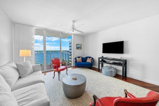 Photo of Listing #RX-11133294