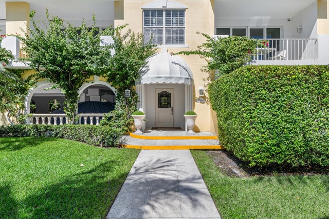 1 of 43 - 127 Peruvian Avenue #302, Palm Beach, FL