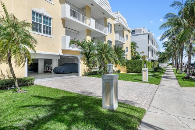 2 of 43 - 127 Peruvian Avenue #302, Palm Beach, FL