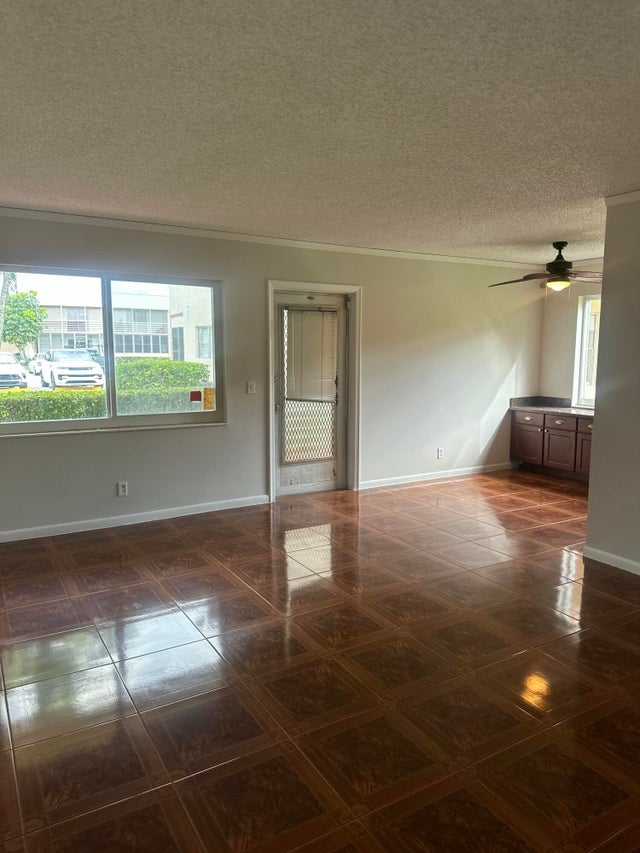5 of 26 - 193 Chatham J, West Palm Beach, FL