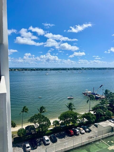 2 of 28 - 5600 N Flagler Drive #1110, West Palm Beach, FL
