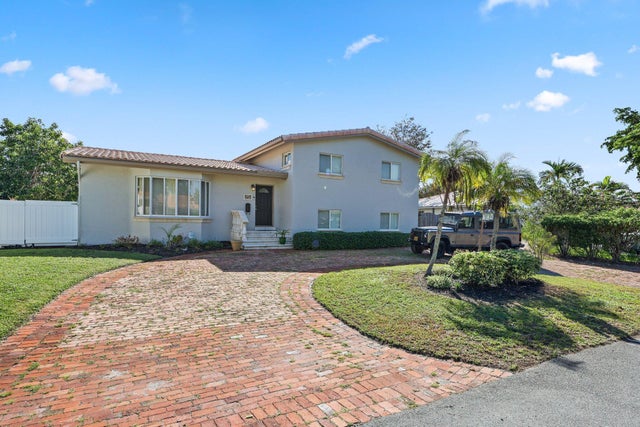 4 of 49 - 4850 Ne 28th Avenue, Fort Lauderdale, FL