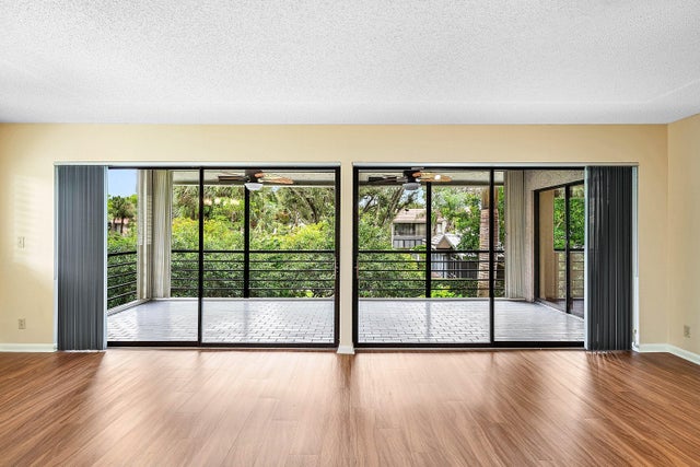 4 of 35 - 5750 Fairway Park Court #201, Boynton Beach, FL