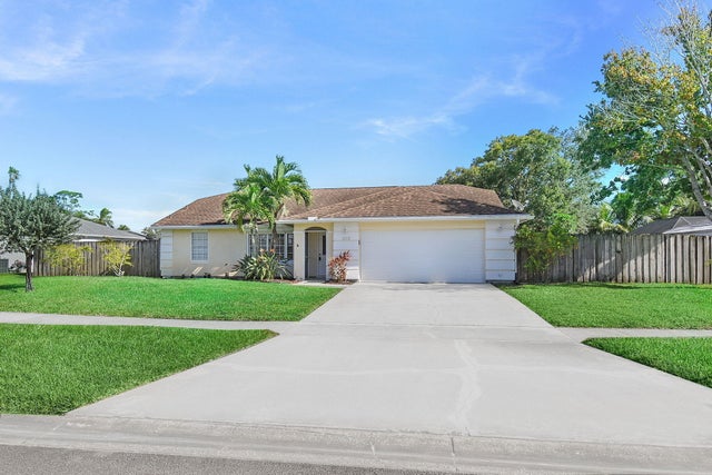 1 of 52 - 503 Ne Solida Circle, Port Saint Lucie, FL