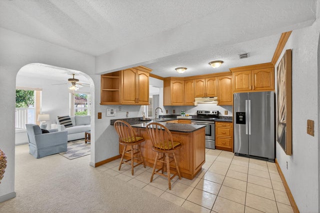 5 of 30 - 142 W Palmetto Road, Lake Worth, FL
