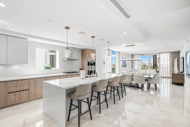 4 of 47 - 475 E Royal Palm Road #805, Boca Raton, FL