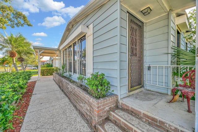 5 of 33 - 2967 Fiddlewood Circle, Port Saint Lucie, FL