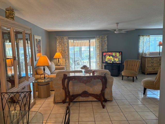 2 of 17 - 721 Lori Drive #305, Palm Springs, FL