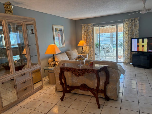 3 of 17 - 721 Lori Drive #305, Palm Springs, FL