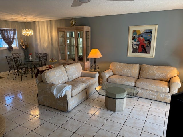 4 of 17 - 721 Lori Drive #305, Palm Springs, FL