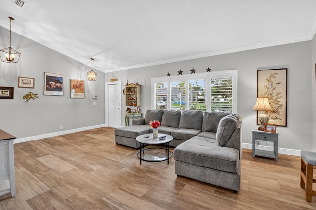 2 of 58 - 5143 Whitewood Way, Lake Worth, FL