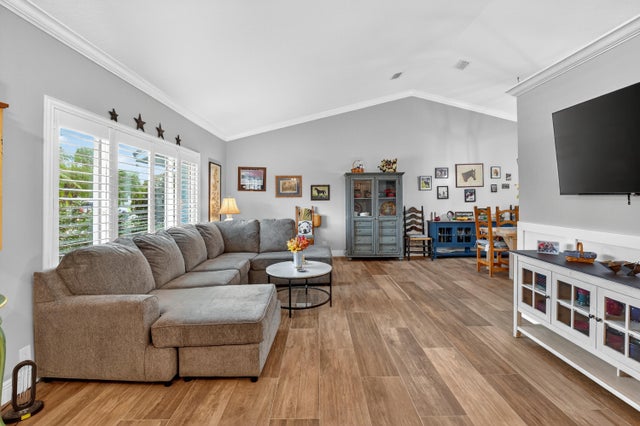 4 of 58 - 5143 Whitewood Way, Lake Worth, FL