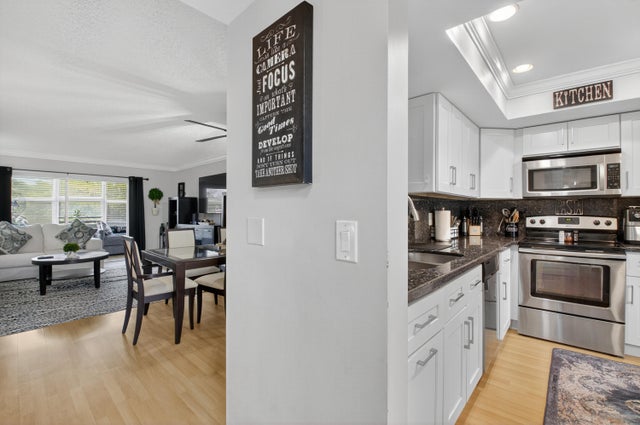 5 of 71 - 6525 S Oriole Boulevard #2060, Delray Beach, FL