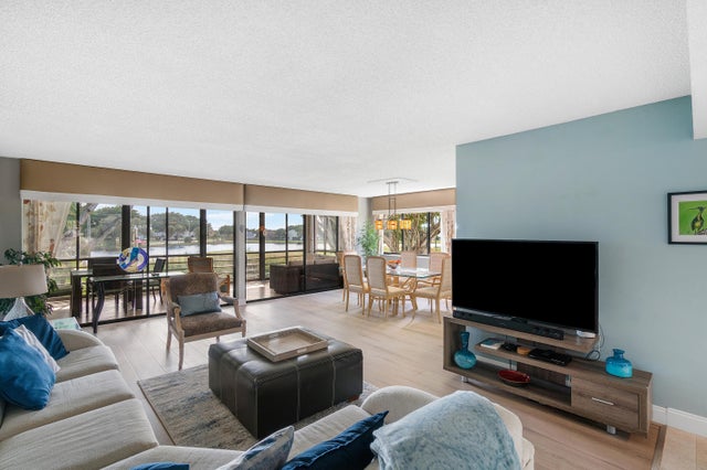 4 of 37 - 5533 Fairway Park Drive #204, Boynton Beach, FL
