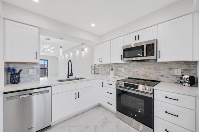 1 of 54 - 7290 Kinghurst Drive #709, Delray Beach, FL