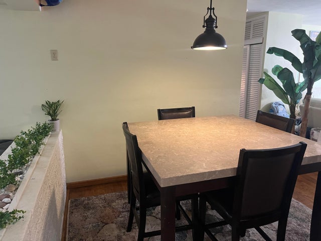 4 of 17 - 621 Sw 60th Avenue, Pembroke Pines, FL