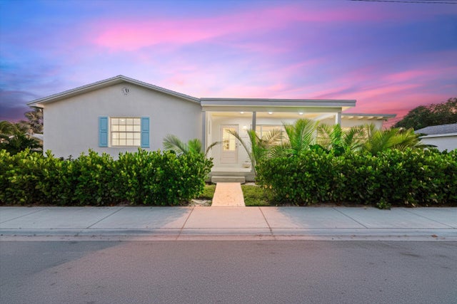 2 of 56 - 1131 N Ocean Breeze, Lake Worth Beach, FL