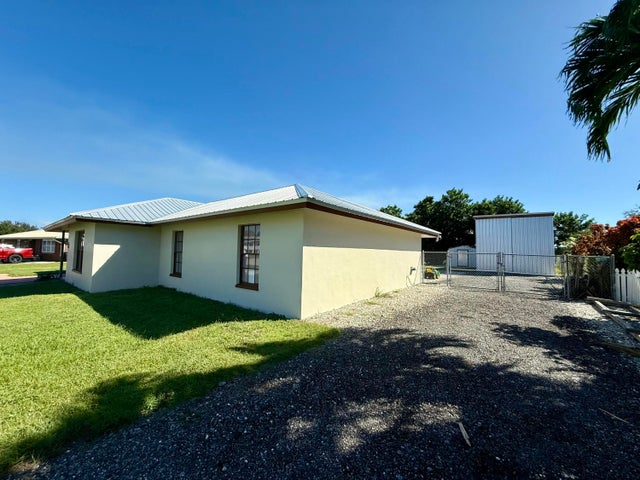 3 of 26 - 805 N Lopez Street, Clewiston, FL