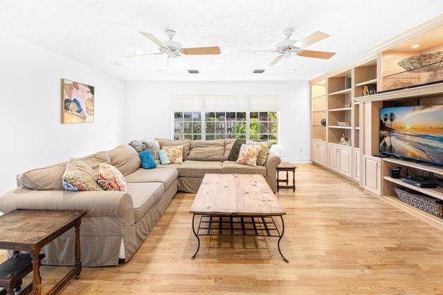 4 of 49 - 7731 Edgewater Drive, Lake Clarke Shores, FL