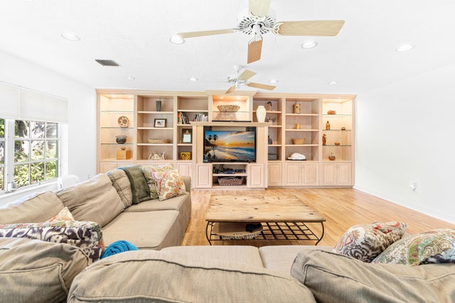 5 of 49 - 7731 Edgewater Drive, Lake Clarke Shores, FL
