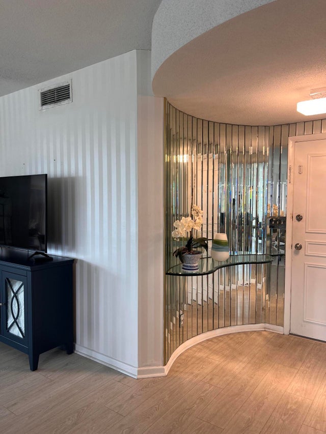 5 of 16 - 3475 S Ocean Boulevard #2010, Palm Beach, FL