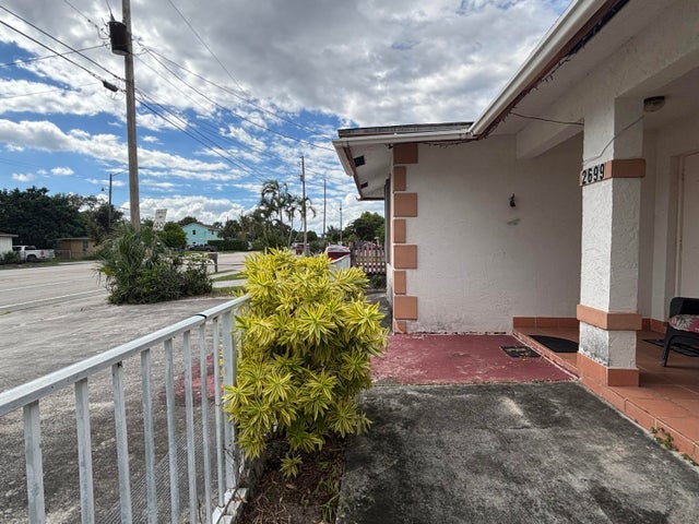 3 of 23 - 2699 Summit Boulevard, West Palm Beach, FL