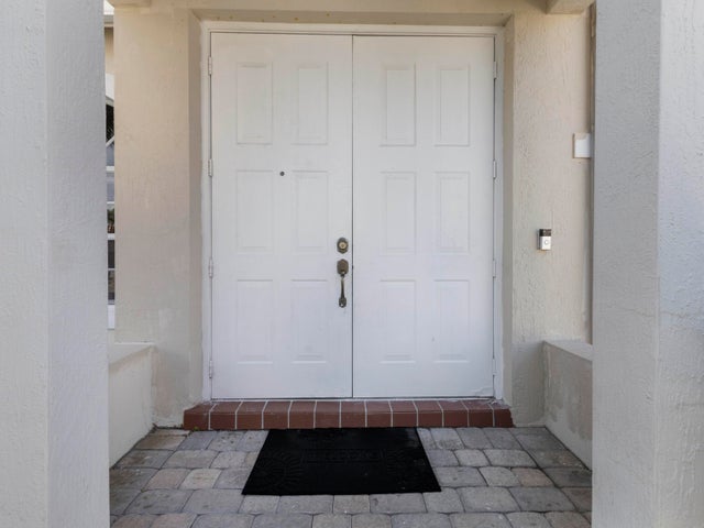 4 of 44 - 6925 Spider Lily Lane, Lake Worth, FL
