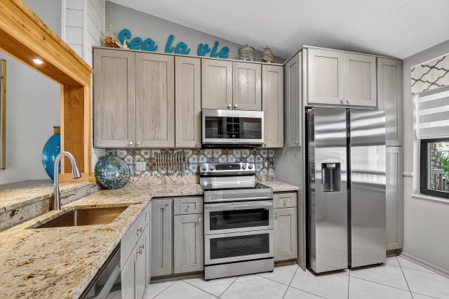 2 of 50 - 7578 Tahiti Lane #201, Lake Worth, FL