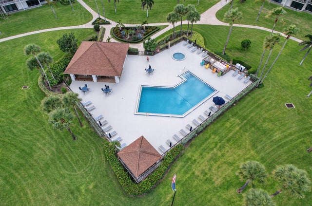 4 of 47 - 501 S Seas Drive #305, Jupiter, FL