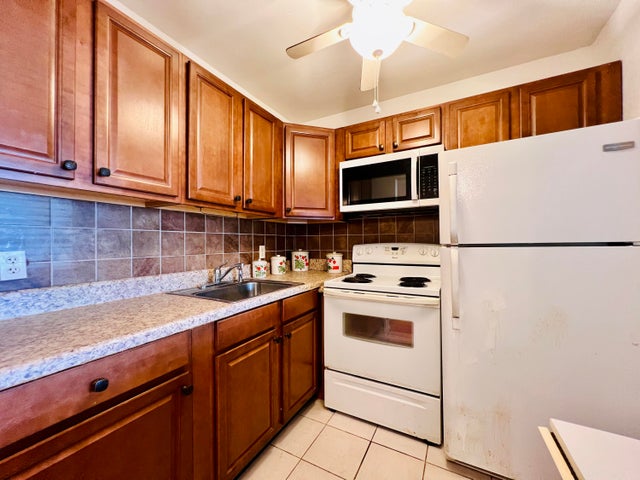 2 of 15 - 146 Sussex H, West Palm Beach, FL