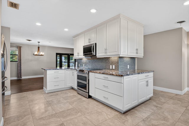 3 of 33 - 1732 Se Avenue J, Belle Glade, FL