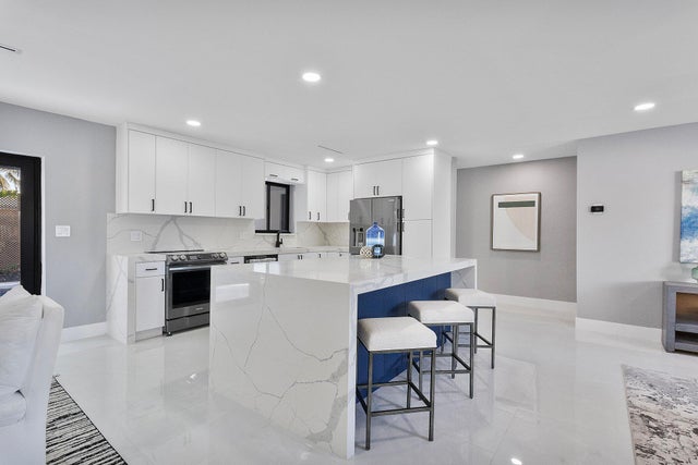 5 of 70 - 200 Sw 12th Street, Boca Raton, FL