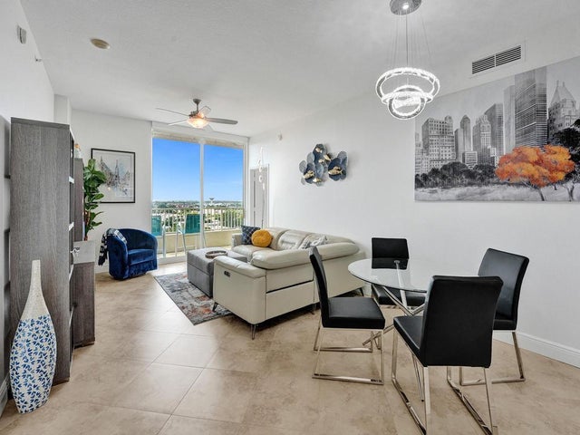 3 of 37 - 625 Casa Loma Boulevard #ph 06, Boynton Beach, FL