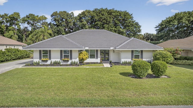 2 of 76 - 18 Berwick Road, Palm Beach Gardens, FL