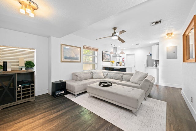3 of 18 - 1140 Sw 9th Avenue, Fort Lauderdale, FL