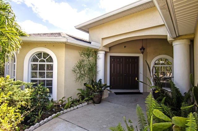 2 of 53 - 1522 Sw Medley Lane, Port Saint Lucie, FL
