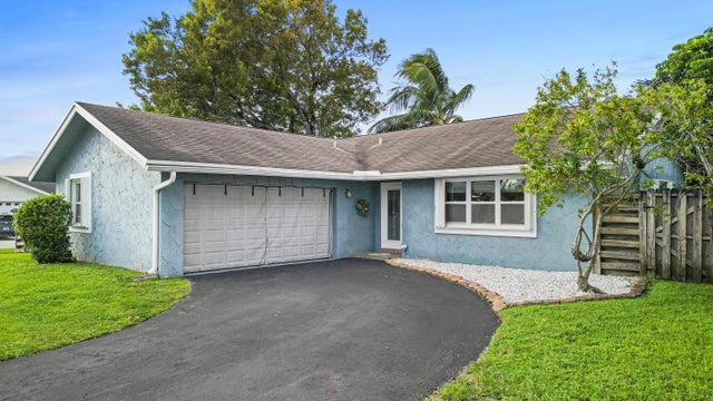 2 of 34 - 7527 Sw 7th Street, North Lauderdale, FL