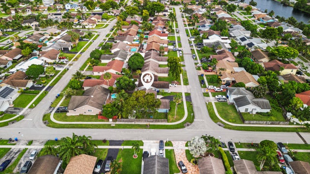 5 of 34 - 7527 Sw 7th Street, North Lauderdale, FL