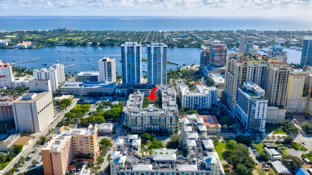 600 S Dixie Highway #811, West Palm Beach