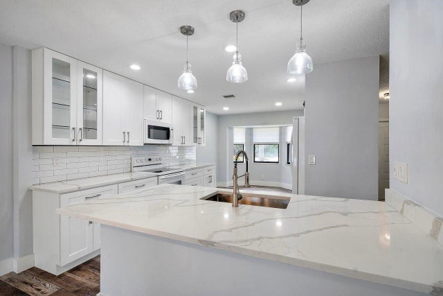 4 of 34 - 624 N Deer Creek North Shore Drive N, Deerfield Beach, FL
