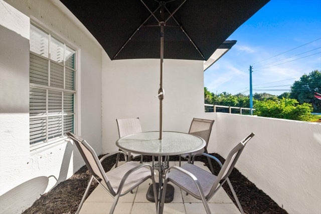 4 of 35 - 16710 75th Avenue N, Palm Beach Gardens, FL