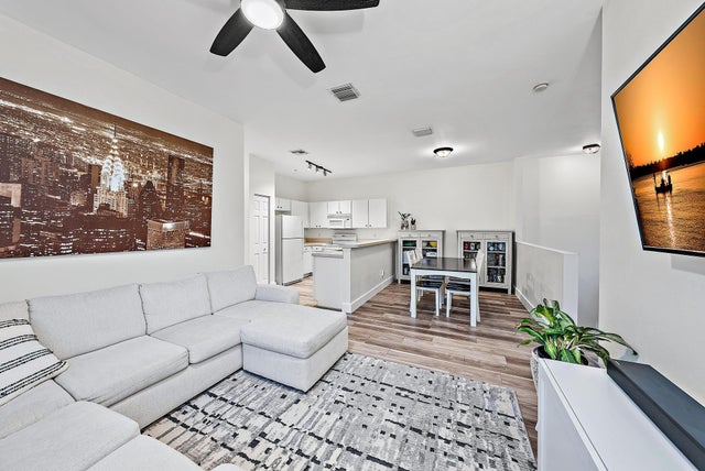 Photo of Listing #RX-11133689