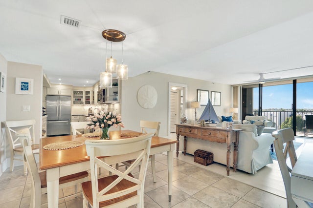 5 of 40 - 1300 S Highway A1a #424, Jupiter, FL