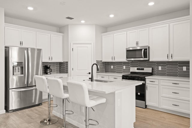 1 of 34 - 361 Se Filoli Drive, Port Saint Lucie, FL