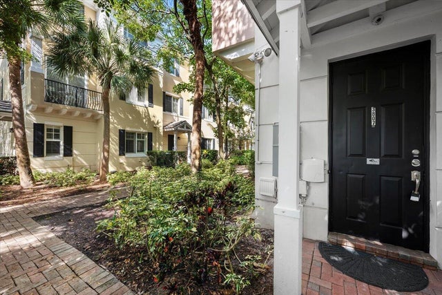 2 of 14 - 3807 Nw 5th Terrace, Boca Raton, FL